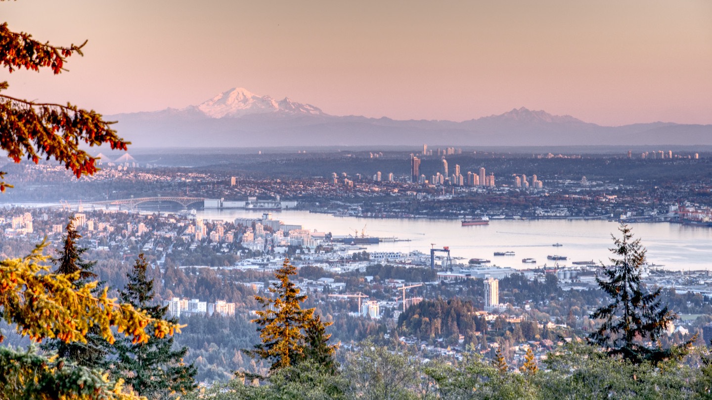 Photo over Vancouver to Mtn Baker